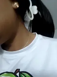 SofieLove_01 — Stripchat recorded stream image, 15.12.2025 08:40