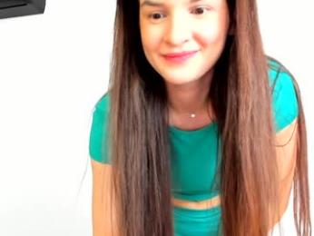 elaanna — Chaturbate recorded stream screenshot (17 Dec 2025)