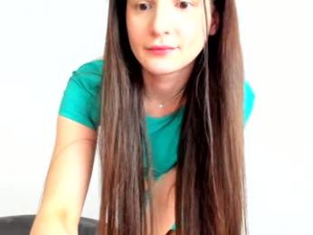 elaanna — Chaturbate recorded stream screenshot (17 Dec 2025)