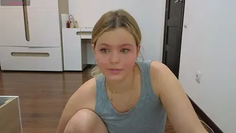 Milana15 — Stripchat recorded stream screenshot (17 Dec 2025)