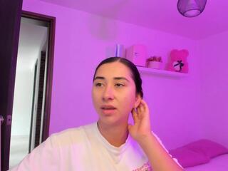 Alisson Mendez — Flirt4free recorded stream screenshot (17 Dec 2025)