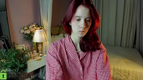 Dearly_Emily — Stripchat recorded stream image, 17.12.2025 17:20