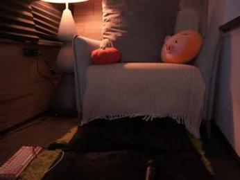 bunnybonn1e — Chaturbate recorded stream screenshot (18 Dec 2025)