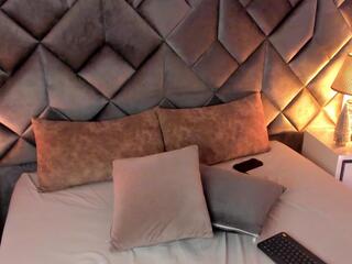 Leiza Thompson — Flirt4free recorded stream image, 18.12.2025 19:00