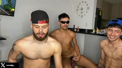 zoneboys — Stripchat recorded stream image, 18.12.2025 22:50