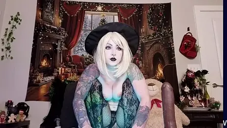 Ivey_Strigoi — Stripchat recorded stream image, 18.12.2025 22:50