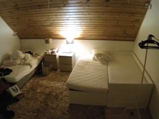 voyeurcam-julmodels-whitebed-2 — Camsoda recorded stream screenshot (15 Dec 2025)