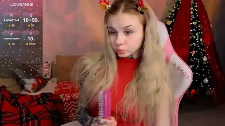 Britney_Lynch — Stripchat recorded stream image, 19.12.2025 19:50