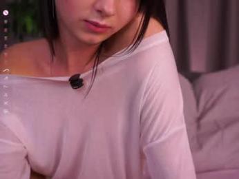 cinacandy — Chaturbate recorded stream image, 21.12.2025 10:30