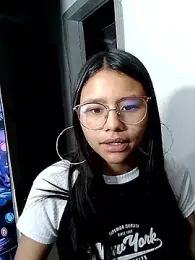 SofieLove_01 — Stripchat recorded stream image, 21.12.2025 08:20