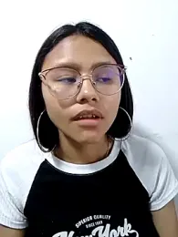 SofieLove_01 — Stripchat recorded stream image, 21.12.2025 08:20