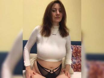 -Rozalina- — Bongacams recorded stream screenshot (22 Dec 2025)