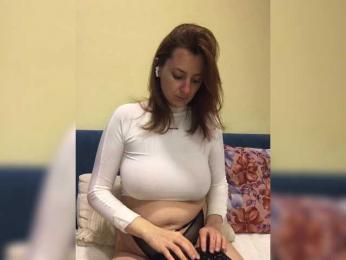 -Rozalina- — Bongacams recorded stream screenshot (22 Dec 2025)