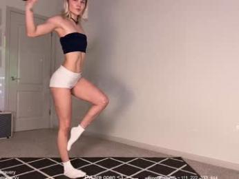 petitebrat — Chaturbate recorded stream screenshot (22 Dec 2025)