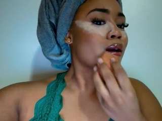briannabrave — Camsoda recorded stream image, 23.12.2025 03:50