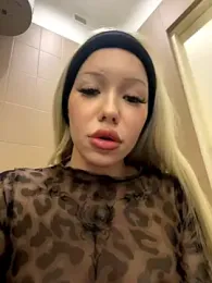 babydolll — Stripchat recorded stream image, 23.12.2025 13:10