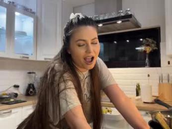 laurenbrite — Chaturbate recorded stream screenshot (23 Dec 2025)