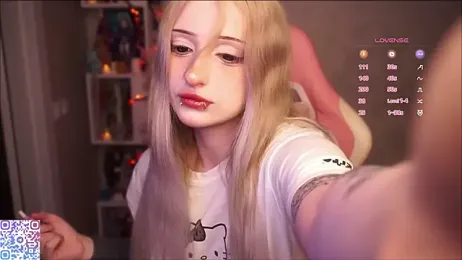 hikmurr — Stripchat recorded stream image, 23.12.2025 19:30