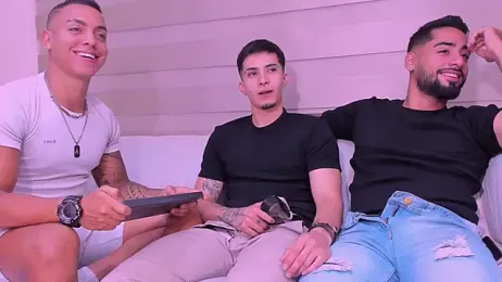 mike_friends — Stripchat recorded stream image, 24.12.2025 01:20