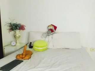 victoriaglam — Camsoda recorded stream screenshot (24 Dec 2025)