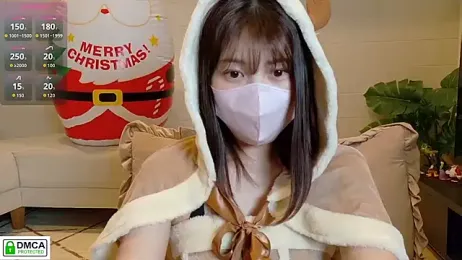 SUZU_ — Stripchat recorded stream screenshot (24 Dec 2025)