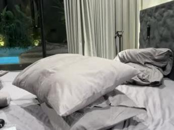 golden_alinee — Chaturbate recorded stream image, 24.12.2025 12:50