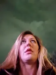 SheIsSomething — Stripchat recorded stream image, 25.12.2025 01:20