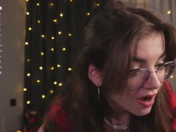 little_poetry — Chaturbate recorded stream image, 24.12.2025 20:30
