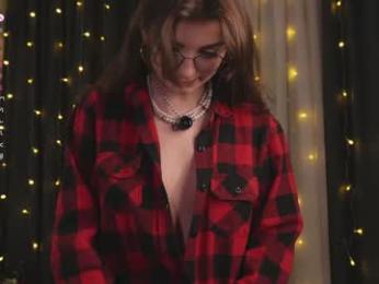 little_poetry — Chaturbate recorded stream image, 24.12.2025 20:30