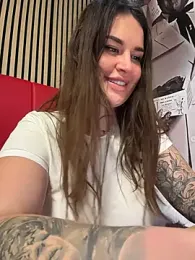 TattooGirlAlia — Stripchat recorded stream screenshot (25 Dec 2025)