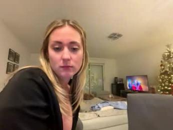 hollyandelon — Chaturbate recorded stream screenshot (25 Dec 2025)