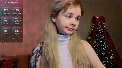 Britney_Lynch — Stripchat recorded stream image, 25.12.2025 23:30