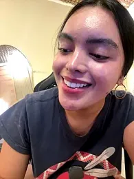 TS-SimplyTheBest — Stripchat recorded stream image, 26.12.2025 08:30