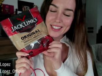 crazypaty — Chaturbate recorded stream screenshot (27 Dec 2025)