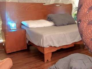alison-mooon — Camsoda recorded stream image, 27.12.2025 23:20