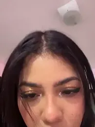 KellyOlsenbe — Stripchat recorded stream screenshot (27 Dec 2025)