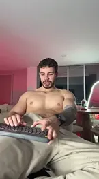 Valenthino_Salvatore — Stripchat recorded stream image, 28.12.2025 07:00