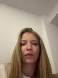 AnastasiaAniess — Stripchat recorded stream image, 28.12.2025 15:30
