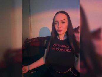 Italianka — Bongacams recorded stream image, 28.12.2025 18:40