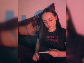 Italianka — Bongacams recorded stream image, 28.12.2025 18:40