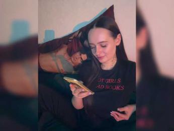 Italianka — Bongacams recorded stream image, 28.12.2025 18:40