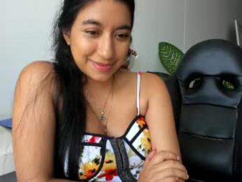 emillybrowm — Chaturbate recorded stream screenshot (29 Dec 2025)
