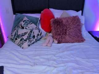 mollywhite — Camsoda recorded stream screenshot (29 Dec 2025)