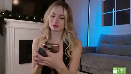 WelliCaren — Stripchat recorded stream screenshot (30 Dec 2025)