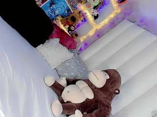 cute-estefany — Camsoda recorded stream screenshot (30 Dec 2025)