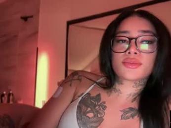 katy_monrroy — Chaturbate recorded stream image, 31.12.2025 03:40