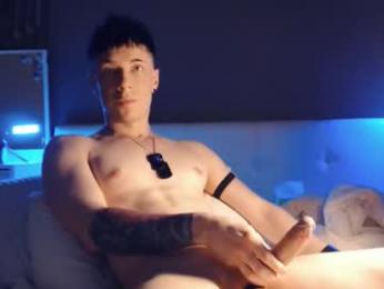 briannhardone — Chaturbate recorded stream image, 31.12.2025 20:10