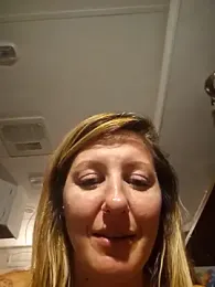 SheIsSomething — Stripchat recorded stream image, 01.01.2026 01:20