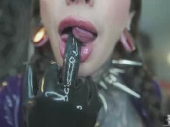 punkyfoxx — Chaturbate recorded stream image, 01.01.2026 12:40
