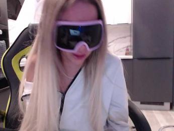 blondalina — Bongacams recorded stream screenshot (01 Jan 2026)